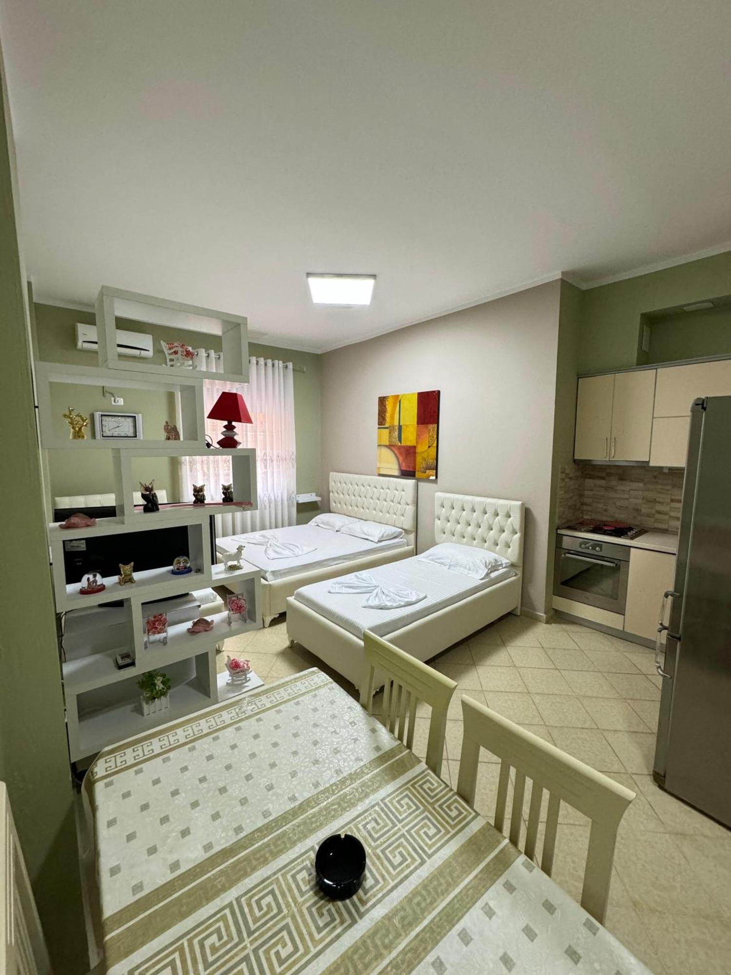 Solei Apartments Sarandë Exteriér fotografie